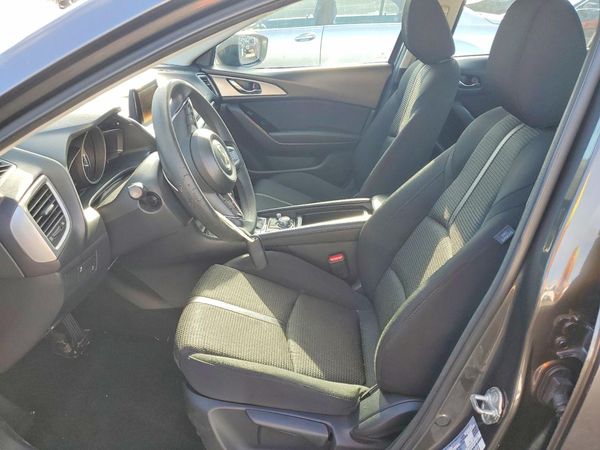 2018 MAZDA 3