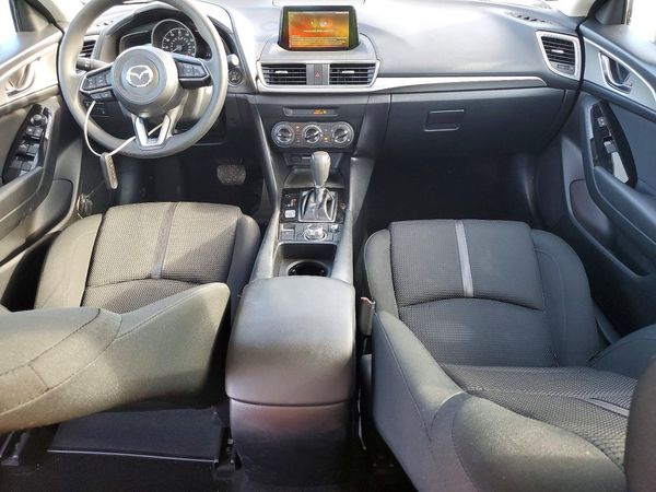 2018 MAZDA 3