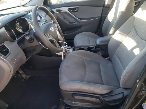 2013 HYUNDAI ELANTRA