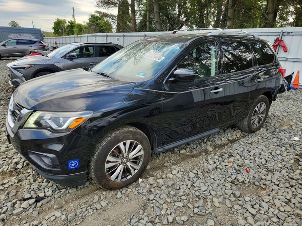 2018 NISSAN PATHFINDER — Front 3/4