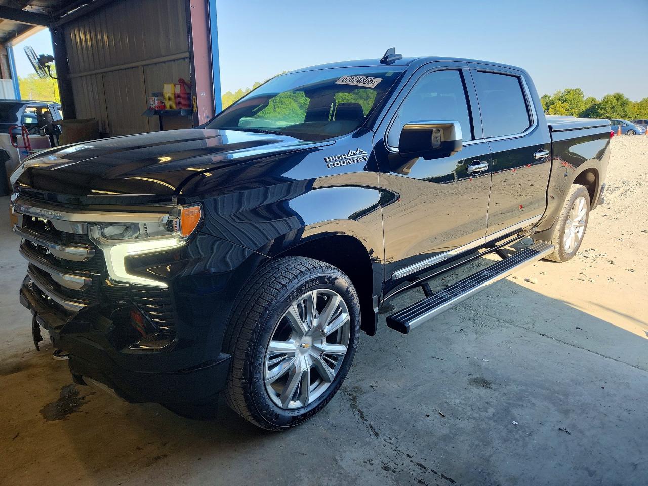 2023 CHEVROLET SILVERADO High Country — Front 3/4