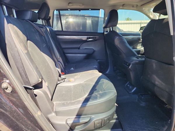 2020 TOYOTA HIGHLANDER