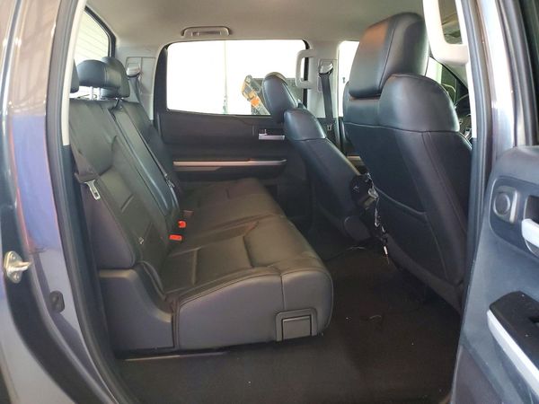 2015 TOYOTA TUNDRA