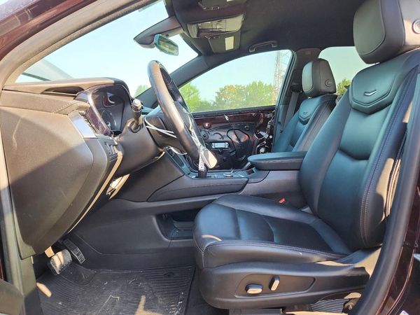 2021 CADILLAC XT5 Luxury