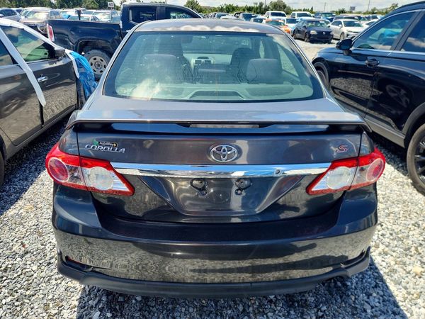 2013 TOYOTA COROLLA