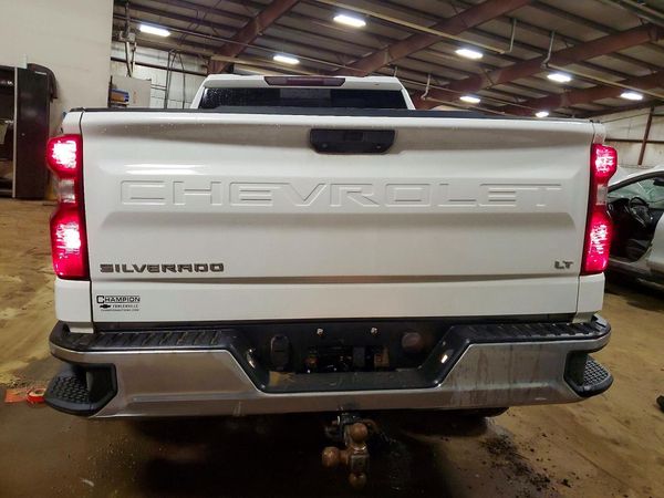 2019 CHEVROLET SILVERADO LT — DIRR