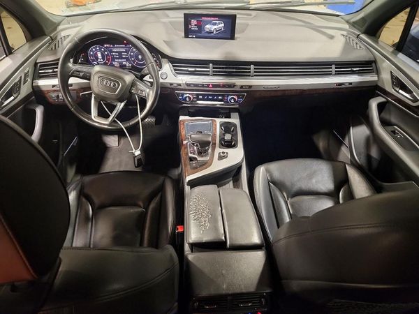 2019 AUDI Q7