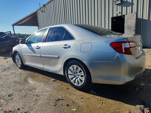 2013 TOYOTA CAMRY