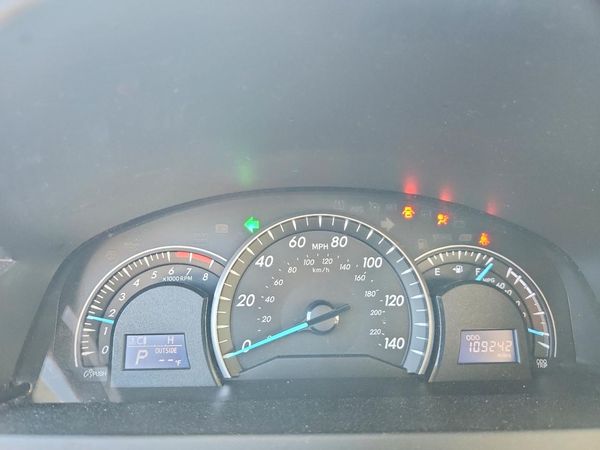 2013 TOYOTA CAMRY