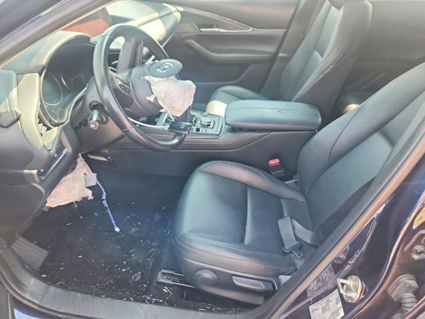 2021 MAZDA CX30 Select Package — DENT