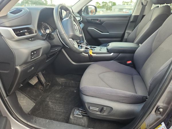 2024 TOYOTA HIGHLANDER