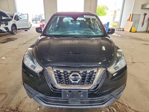 2020 NISSAN KICKS