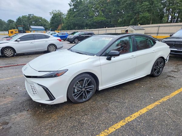 2025 TOYOTA CAMRY