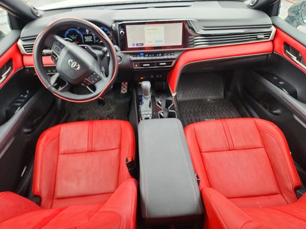 2025 TOYOTA CAMRY