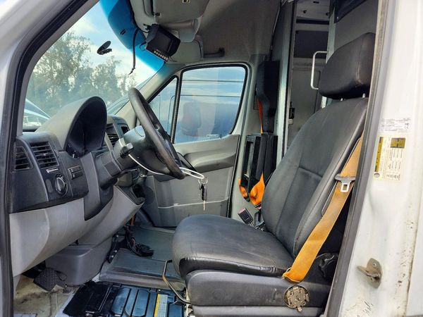 2014 MERCEDES-BENZ SPRINTER High — DENT