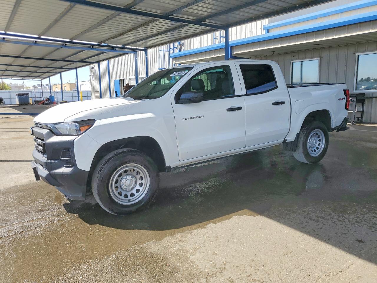 2025 CHEVROLET COLORADO Work Truck — Front 3/4