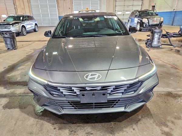 2026 HYUNDAI ELANTRA