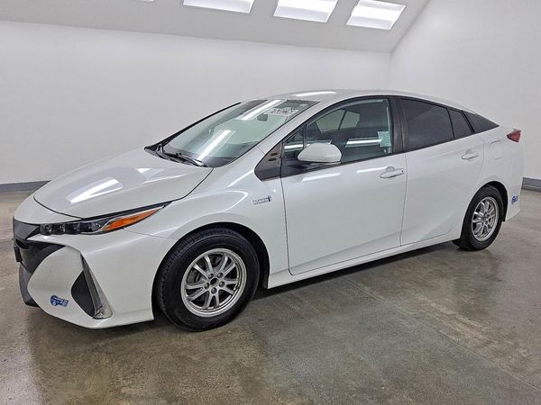 2021 TOYOTA PRIUS