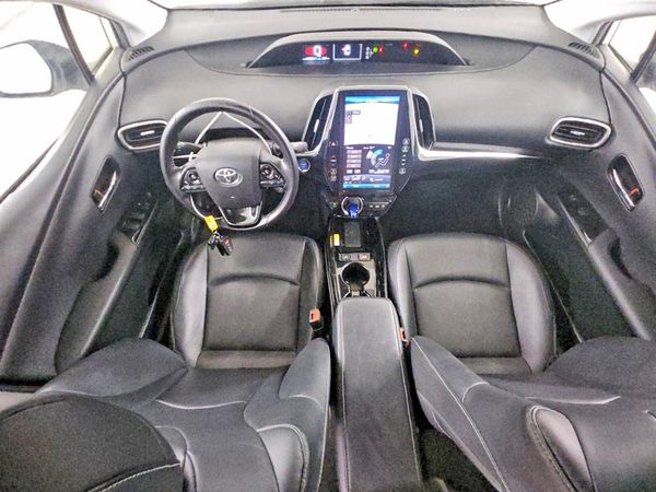 2021 TOYOTA PRIUS