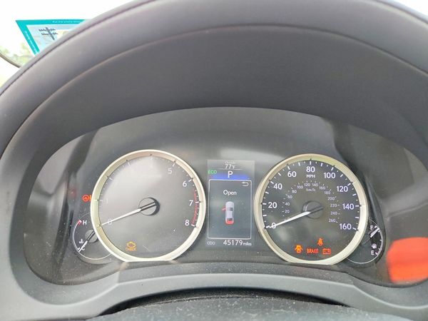 2016 LEXUS IS