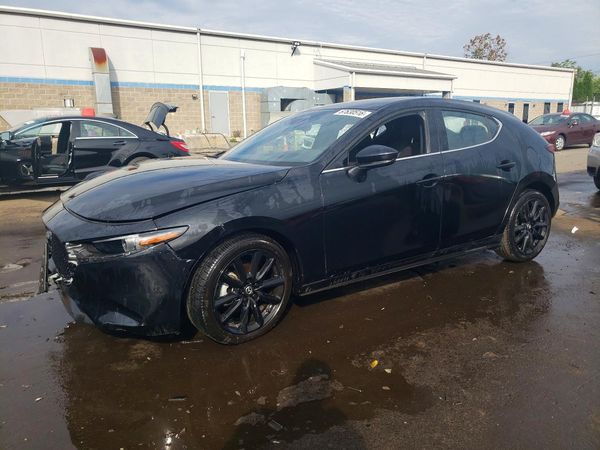 2025 MAZDA 3