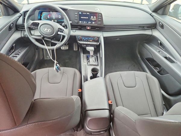 2026 HYUNDAI ELANTRA