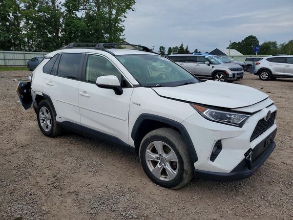 2020 TOYOTA RAV 4