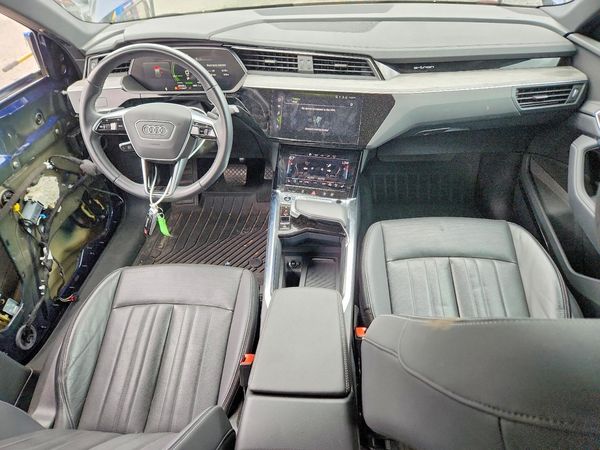 2023 AUDI E-TRON