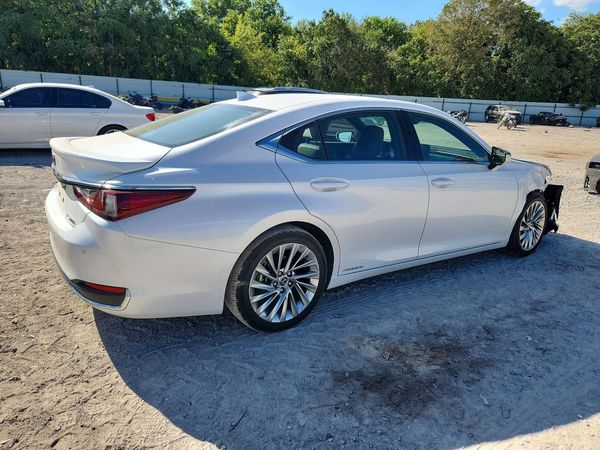 2022 LEXUS ES 300H 300h Luxury