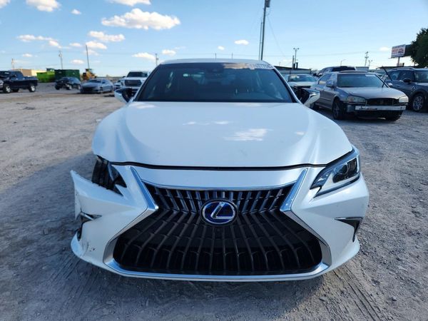 2022 LEXUS ES 300H 300h Luxury