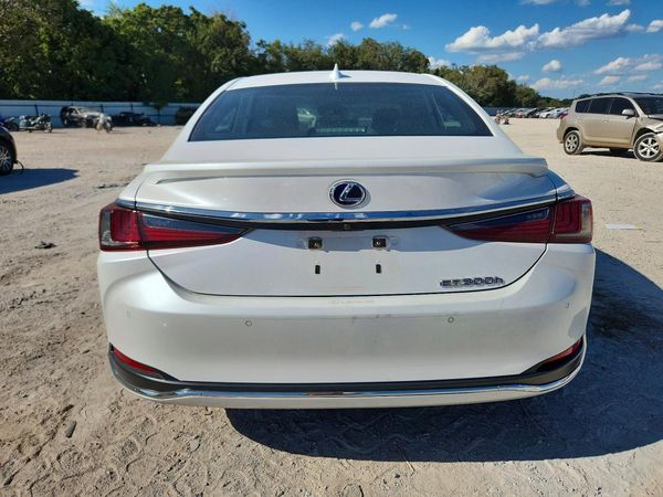 2022 LEXUS ES 300H 300h Luxury