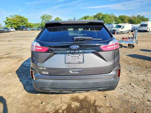 2021 FORD EDGE SE