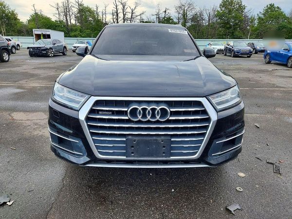 2017 AUDI Q7