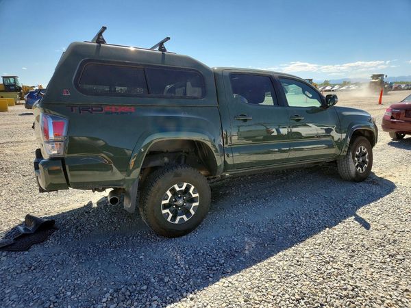 2022 TOYOTA TACOMA SR5