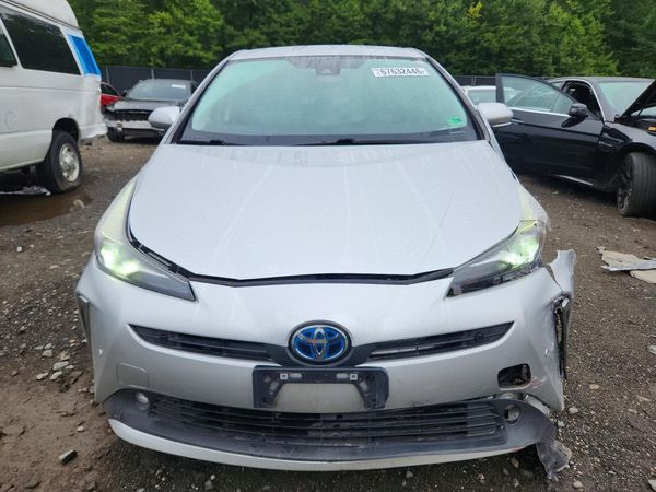 2020 TOYOTA PRIUS