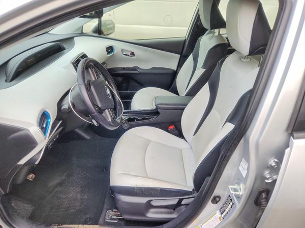 2020 TOYOTA PRIUS