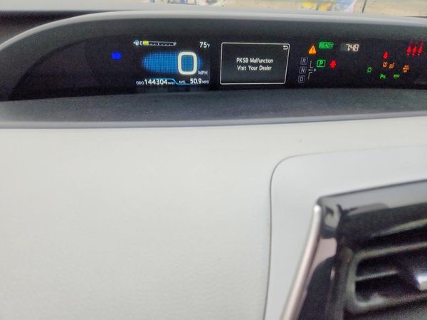 2020 TOYOTA PRIUS