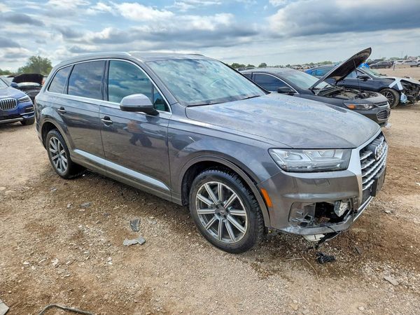 2018 AUDI Q7 quattro Premium Plus