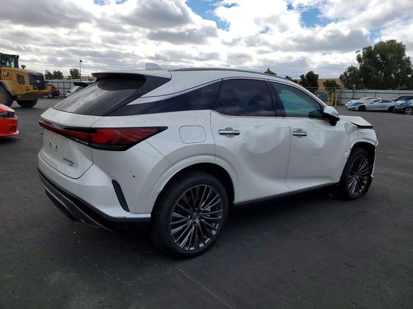 2025 LEXUS RX330 450h+