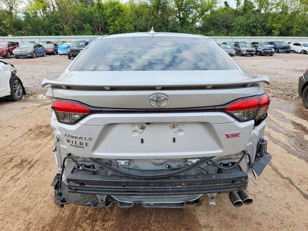 2022 TOYOTA COROLLA