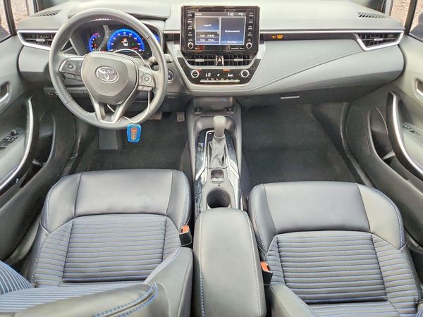2022 TOYOTA COROLLA