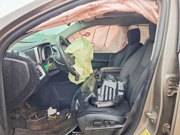2012 CHEVROLET EQUINOX 1LT — DENT