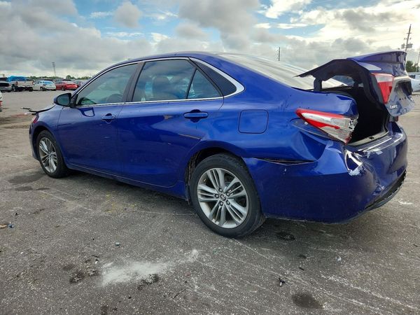 2015 TOYOTA CAMRY