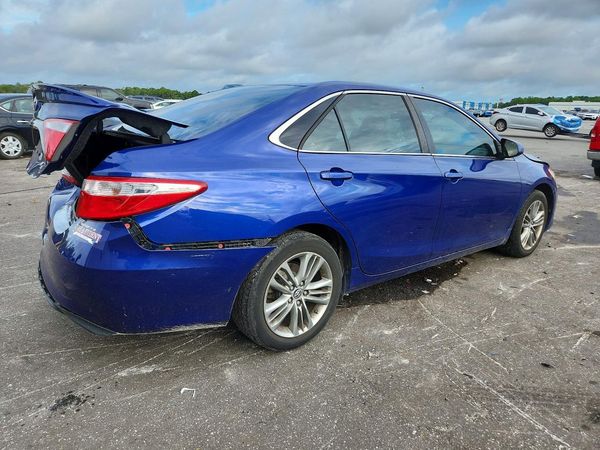 2015 TOYOTA CAMRY