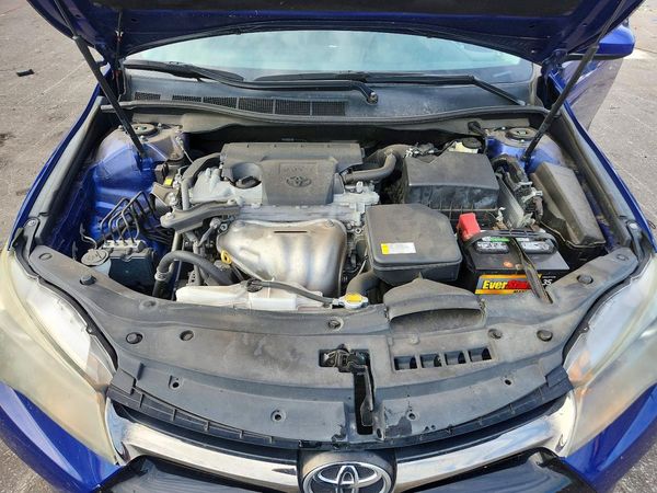 2015 TOYOTA CAMRY