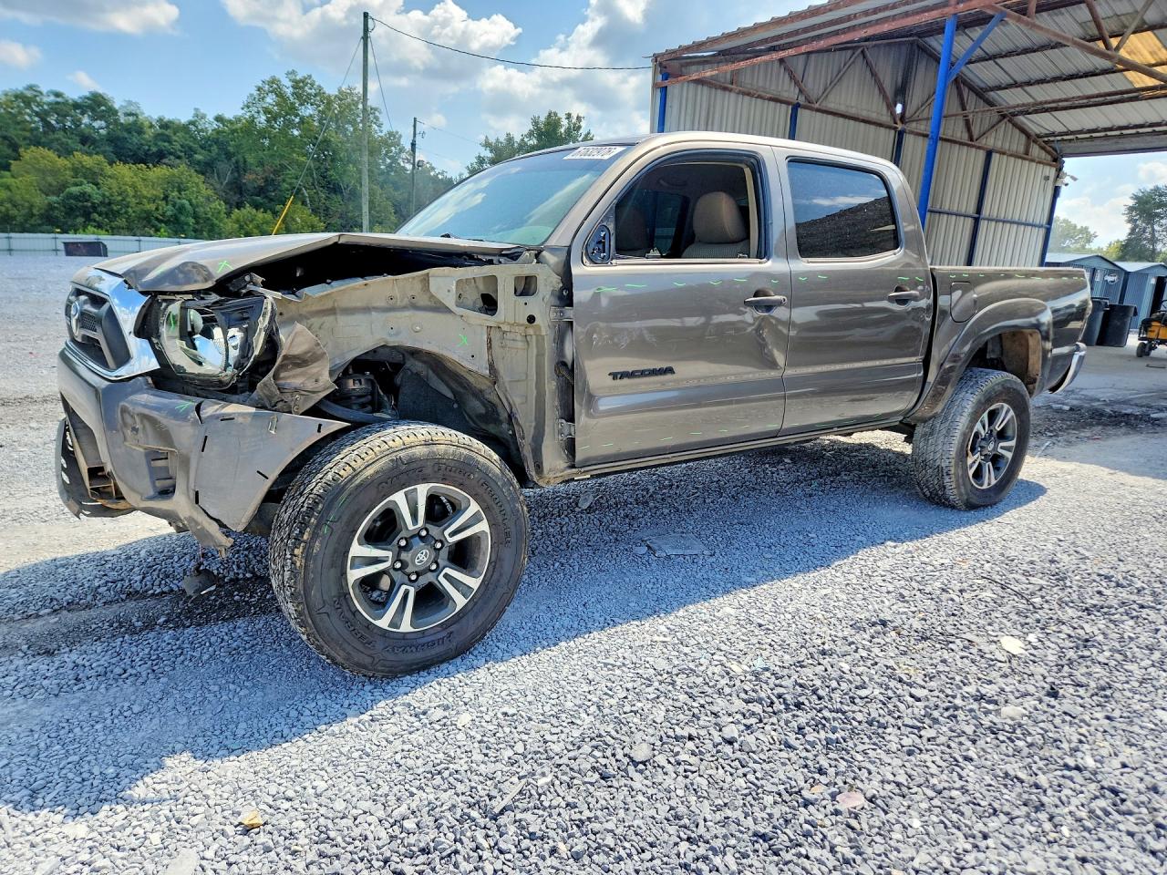 2015 TOYOTA TACOMA Delux Grade