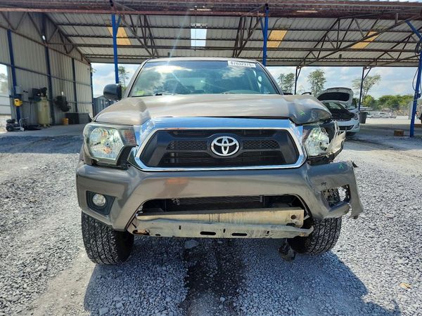 2015 TOYOTA TACOMA Delux Grade