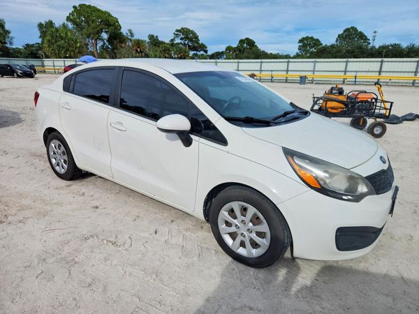 2014 KIA RIO