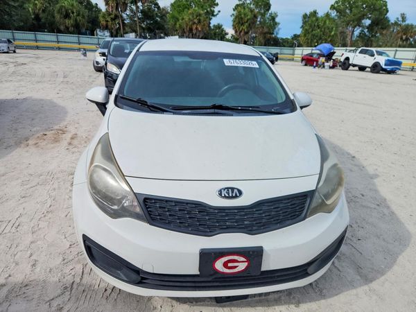 2014 KIA RIO