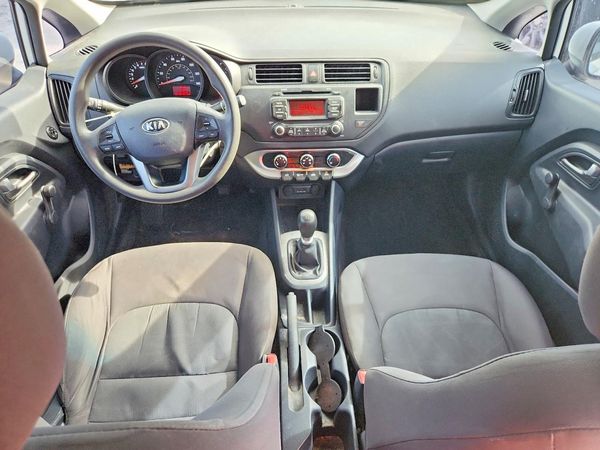 2014 KIA RIO
